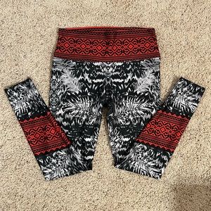 Pineapple Clothing Black and Red Print Leggings (L)